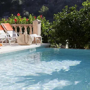 4* Hotel Petit - Turismo De Interior